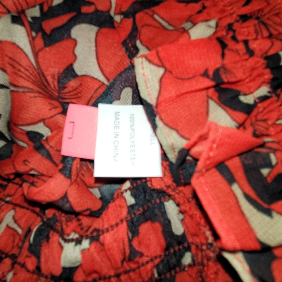 NWT Te Da' MEDIUM TOP BLOUSE UNIQUE CROPPED BoHo SMOCKED RED - Picture 9 of 16